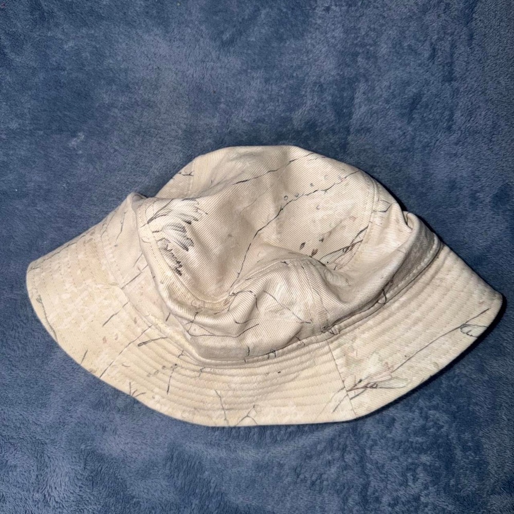 Women Christian Dior cream bucket‎ hat